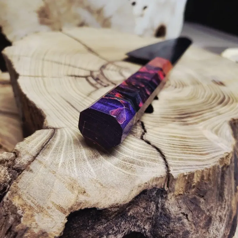 Кухонний ніж Gyuto з титанової дамаської сталі та руків’ям із кедра