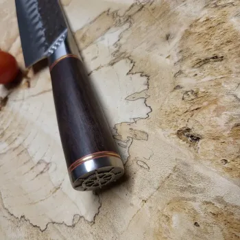 Кований ніж Santoku 18 см з ручкою з ебенового дерева