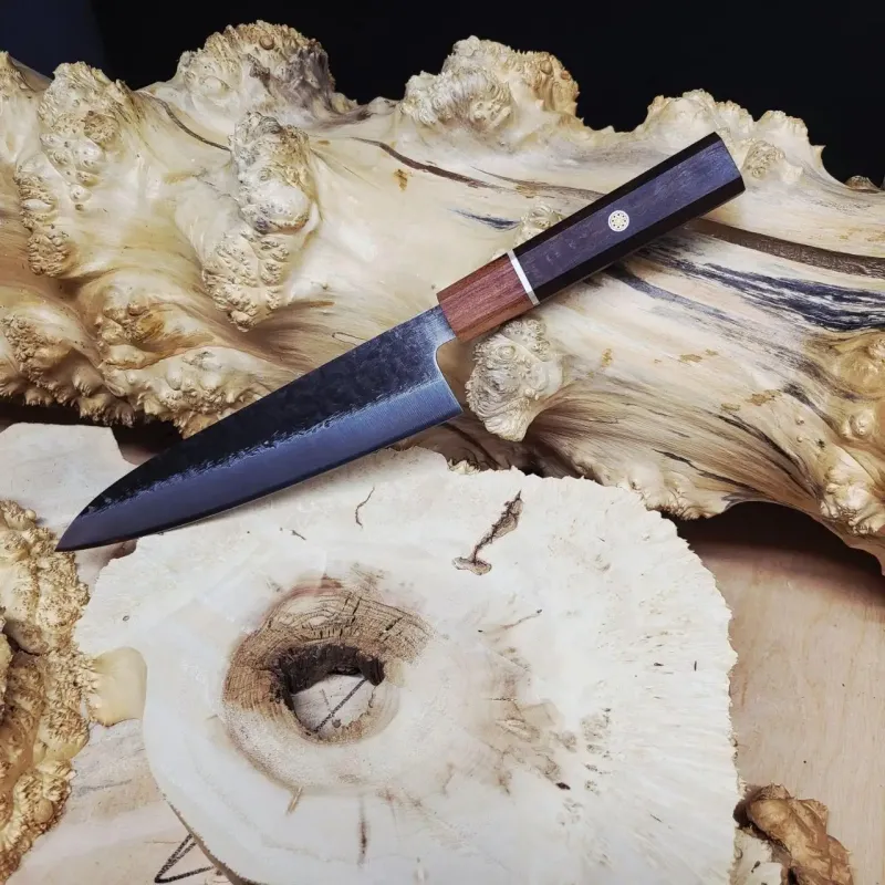 Кухонний ніж Гюто AUS-8 20 см з руків'ям з падука та чорного горіха