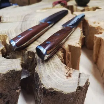 Набір кухонних ножів Santoku та Bunka з кованою текстурою Hammered