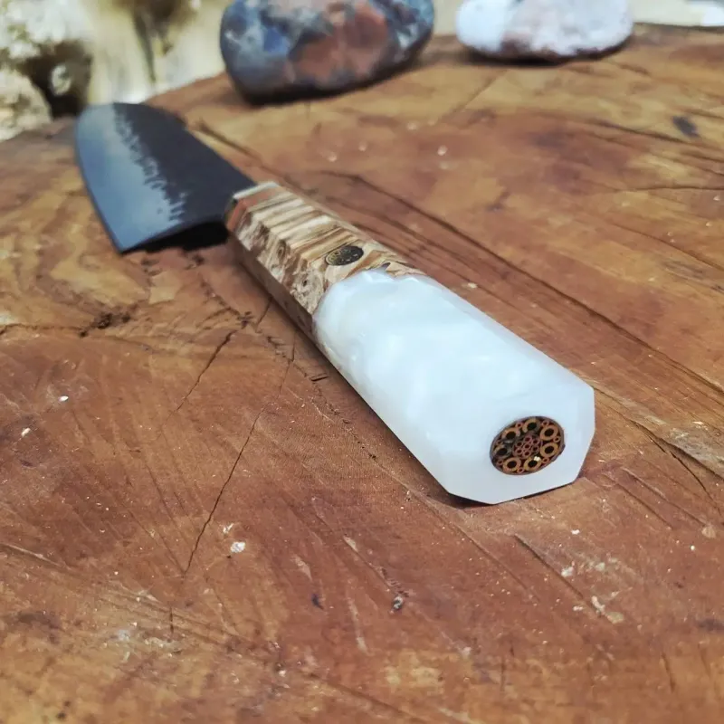 ніж santoku дамаська сталь 73 шари карагач смола
